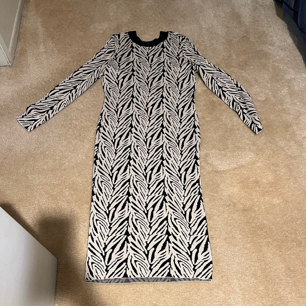 3x Catherine Sweater Midi Dress